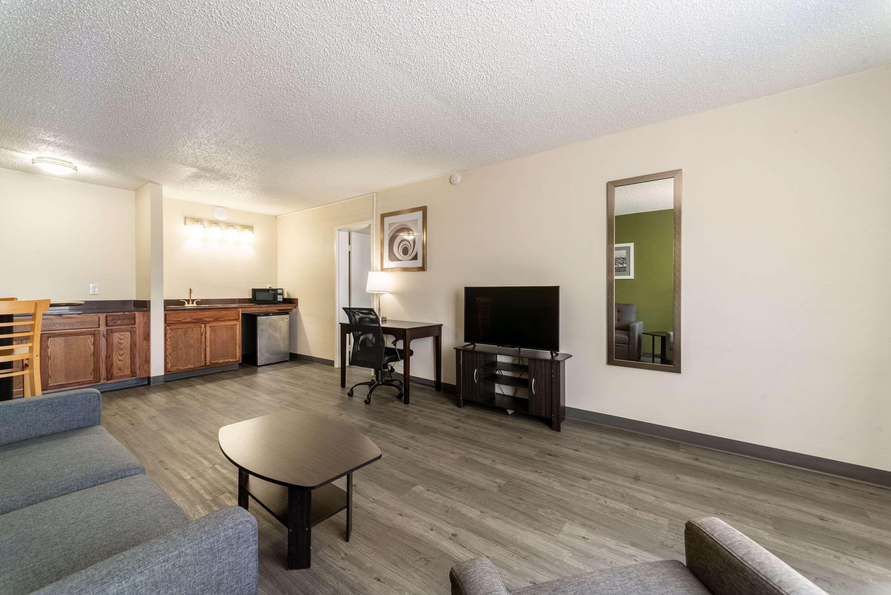 Quality Inn & Suites Vandalia Near I-70 And Hwy 51 외부 사진