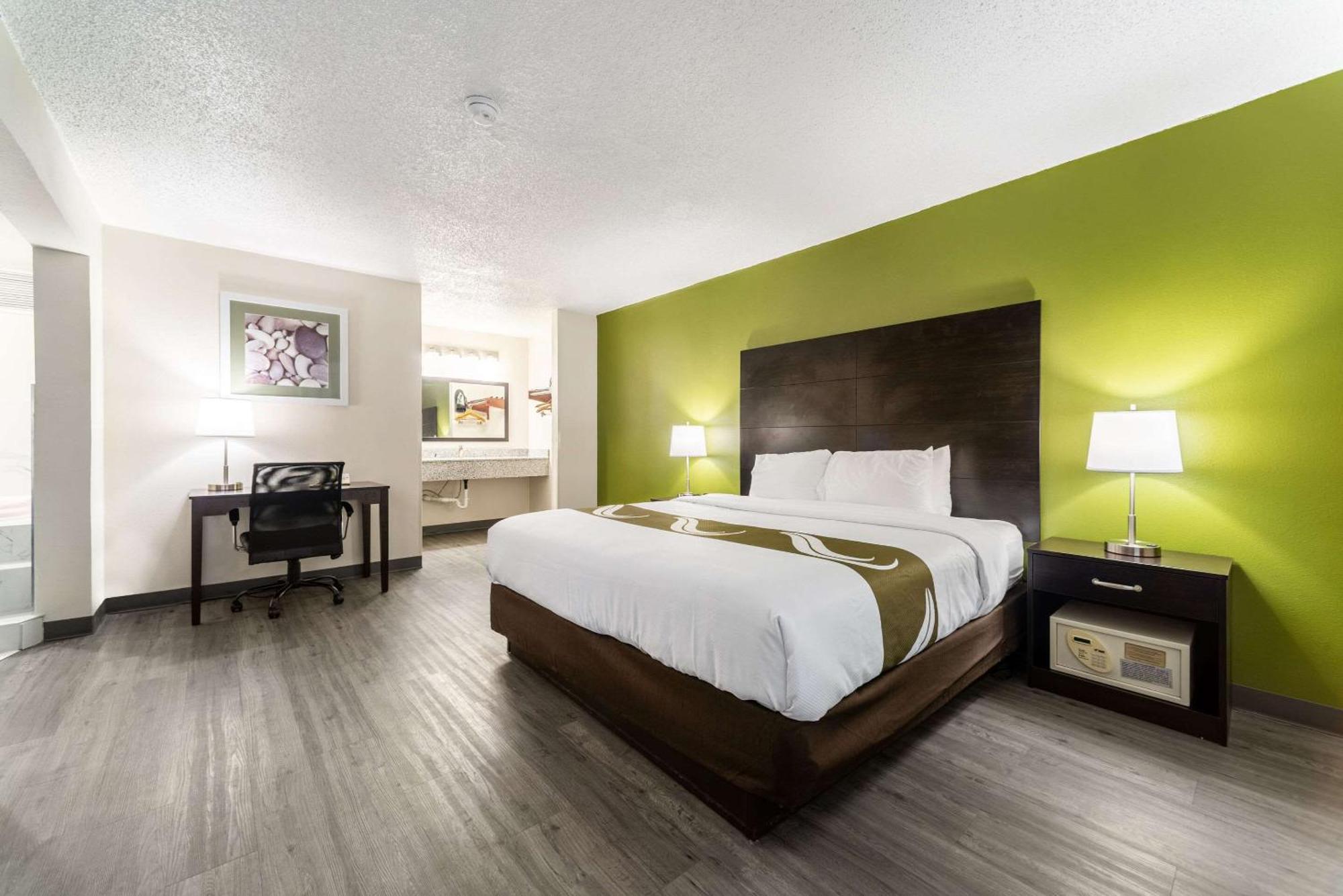 Quality Inn & Suites Vandalia Near I-70 And Hwy 51 외부 사진