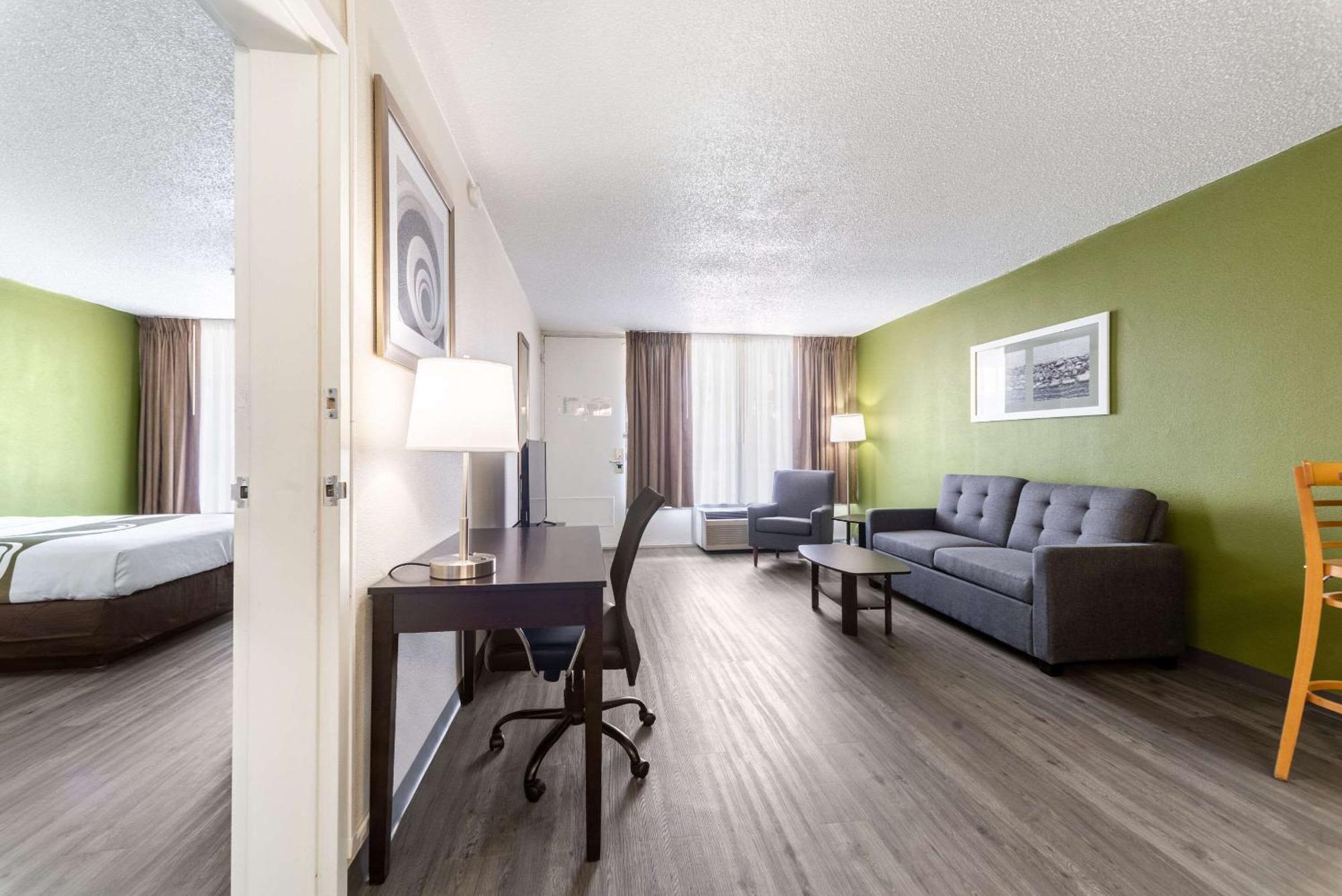 Quality Inn & Suites Vandalia Near I-70 And Hwy 51 외부 사진