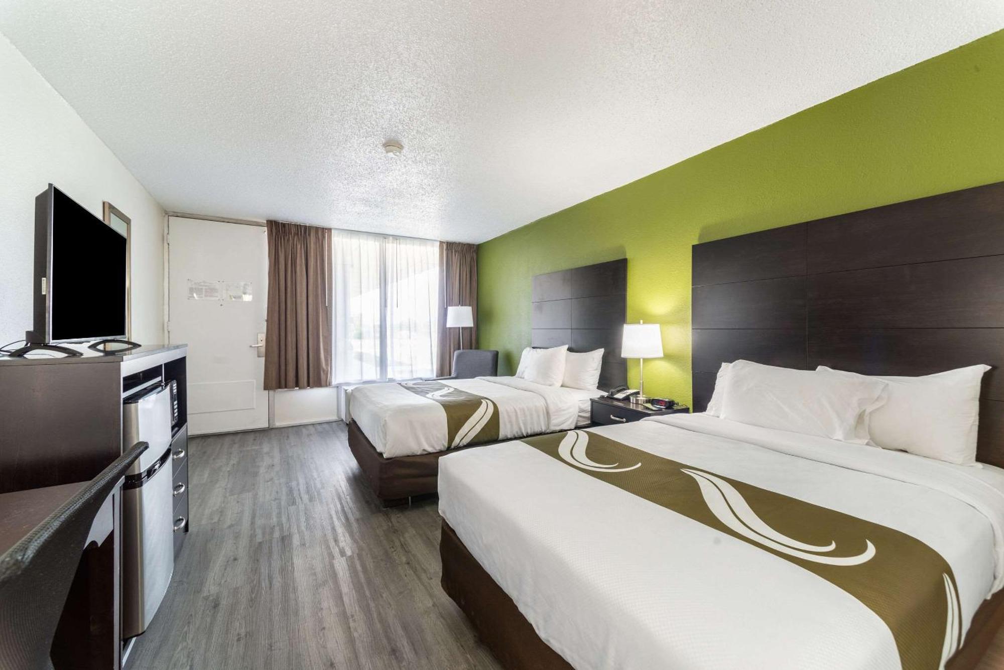 Quality Inn & Suites Vandalia Near I-70 And Hwy 51 외부 사진