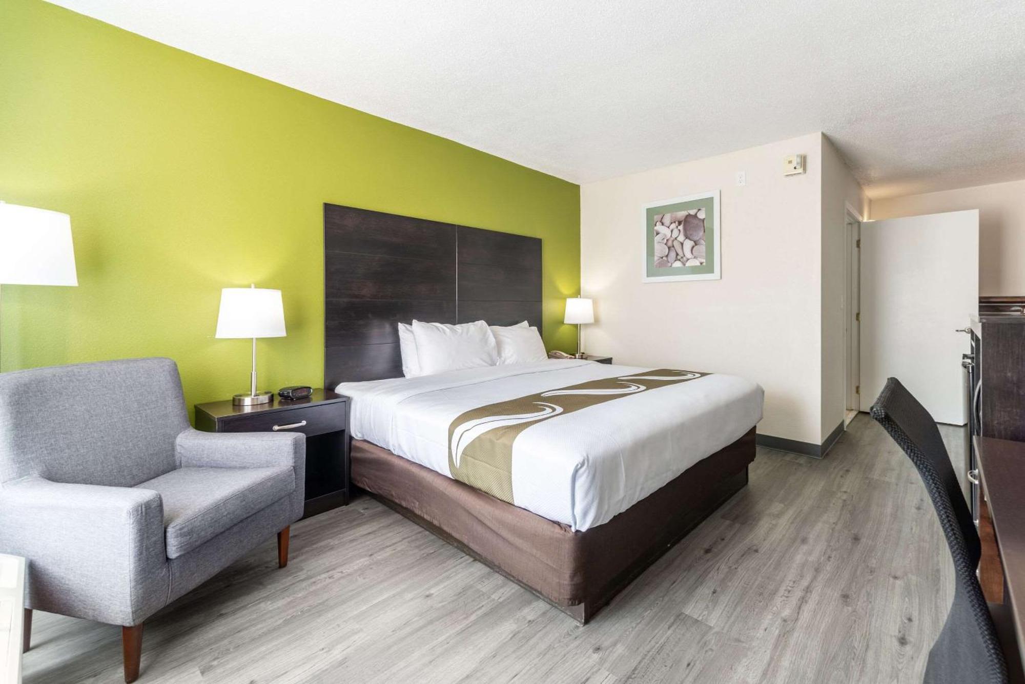 Quality Inn & Suites Vandalia Near I-70 And Hwy 51 외부 사진