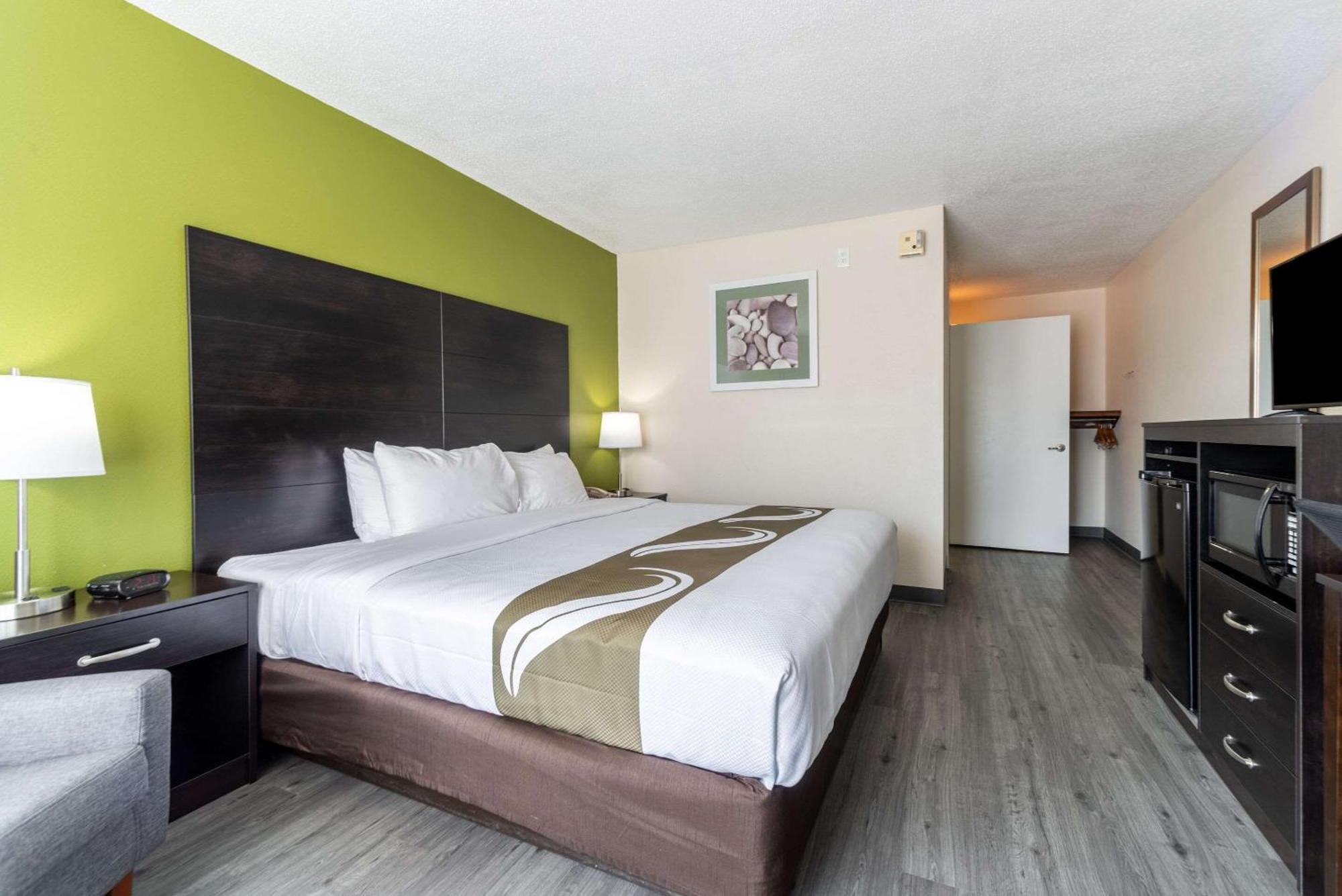 Quality Inn & Suites Vandalia Near I-70 And Hwy 51 외부 사진